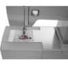 La Máquina Semi Industrial Singer 4432 ofrece potencia y precisión en cada costura. Con un motor rápido y 32 tipos de puntadas, es ideal para trabajos de costura de alto rendimiento.