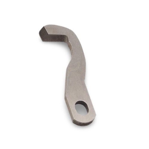 Cuchilla superior Brother X77668 / XB0563-001, repuesto original para overlock 3034D y otros modelos compatibles."