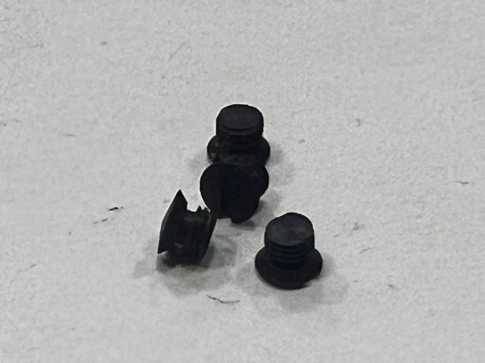 91-000512-15 TORNILLO DE PFAFF - Imagen 4