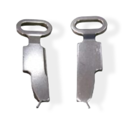 Looper B1237373-000 para bordadora Juki, pieza metálica que forma puntadas precisas y mejora el rendimiento de la máquina.