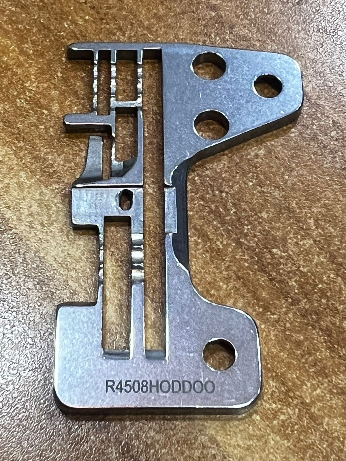 R4508-HOD-D00 PLANCHUELA 5 HILOS JUKI REPUESTOS - Imagen 5