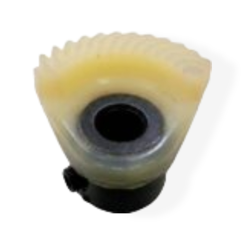Piñón 7 mm 730038001 para máquinas de coser Janome y Pfaff, repuesto original para transmisión suave y costura sin errores.