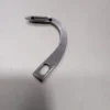 Looper Fileteadora Chinita KN-344 – Componente resistente y preciso para garantizar costuras uniformes y un rendimiento constante en máquinas fileteadoras.