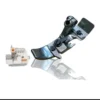 Prensatela para máquina overlock 747 de 4 hilos, diseñado para mejorar la precisión y estabilidad en costuras industriales de alta calidad.