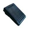 Acelerador Electrónico N-17648-21/FL3902 Reostato Repuesto original para un control preciso de velocidad en máquinas de coser. Diseño ergonómico, resistente y de fácil instalación.