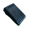 **Acelerador con Cable HF-C14U811 para Mini Motor** – Repuesto original para un control preciso de velocidad en máquinas de coser. Diseño resistente, flexible y de fácil instalación.