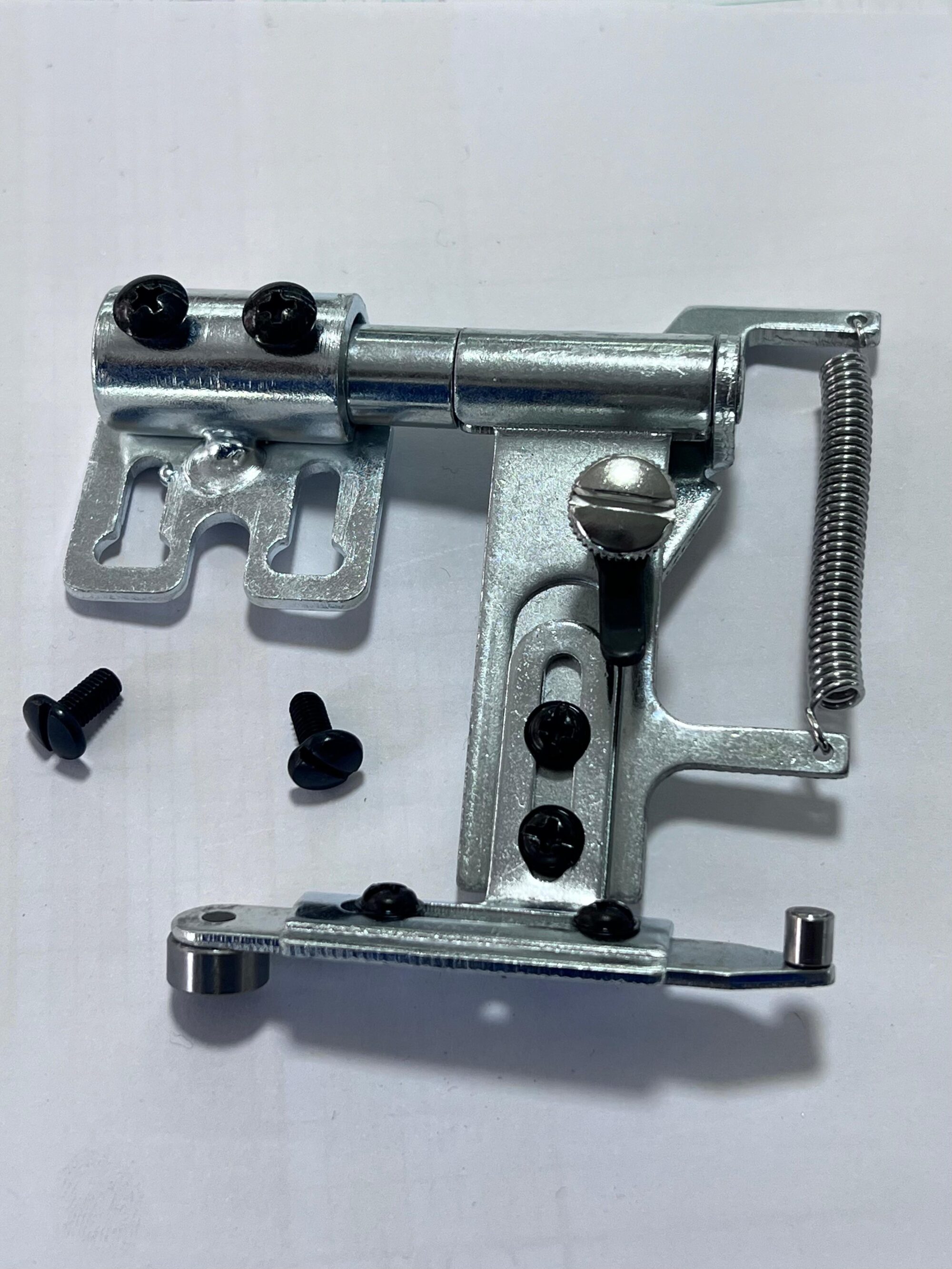Guía de costura M65 para máquina de poste industrial, accesorio metálico ajustable para mantener márgenes precisos en costura de cuero o lona