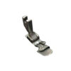 Prensatela de dobladillo industrial P351D para máquina plana, ideal para acabados rápidos y profesionales en confección textil.