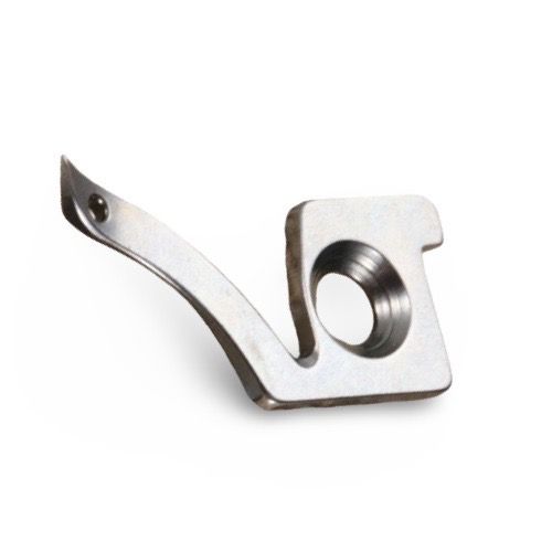 Looper X77781-001 para fileteadora Brother Serger, repuesto original compatible con modelos 1034D, 1134D, 3034D, 4234D y más.