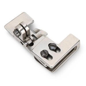 Gathering presser foot for Siruba 757 industrial overlock machine, accessory for fabric gathering and shirring.