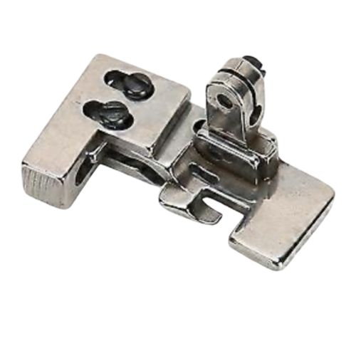 Prensatela fruncidor para fileteadora overlock industrial Siruba 757, accesorio para recoger y fruncir tela.Gathering presser foot for Siruba 757 industrial overlock machine, accessory for fabric gathering and shirring.