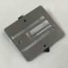 Planchuela zigzag para máquina de coser PFAFF 939 Ref. 32089 instalada en la máquina para realizar costuras precisas.