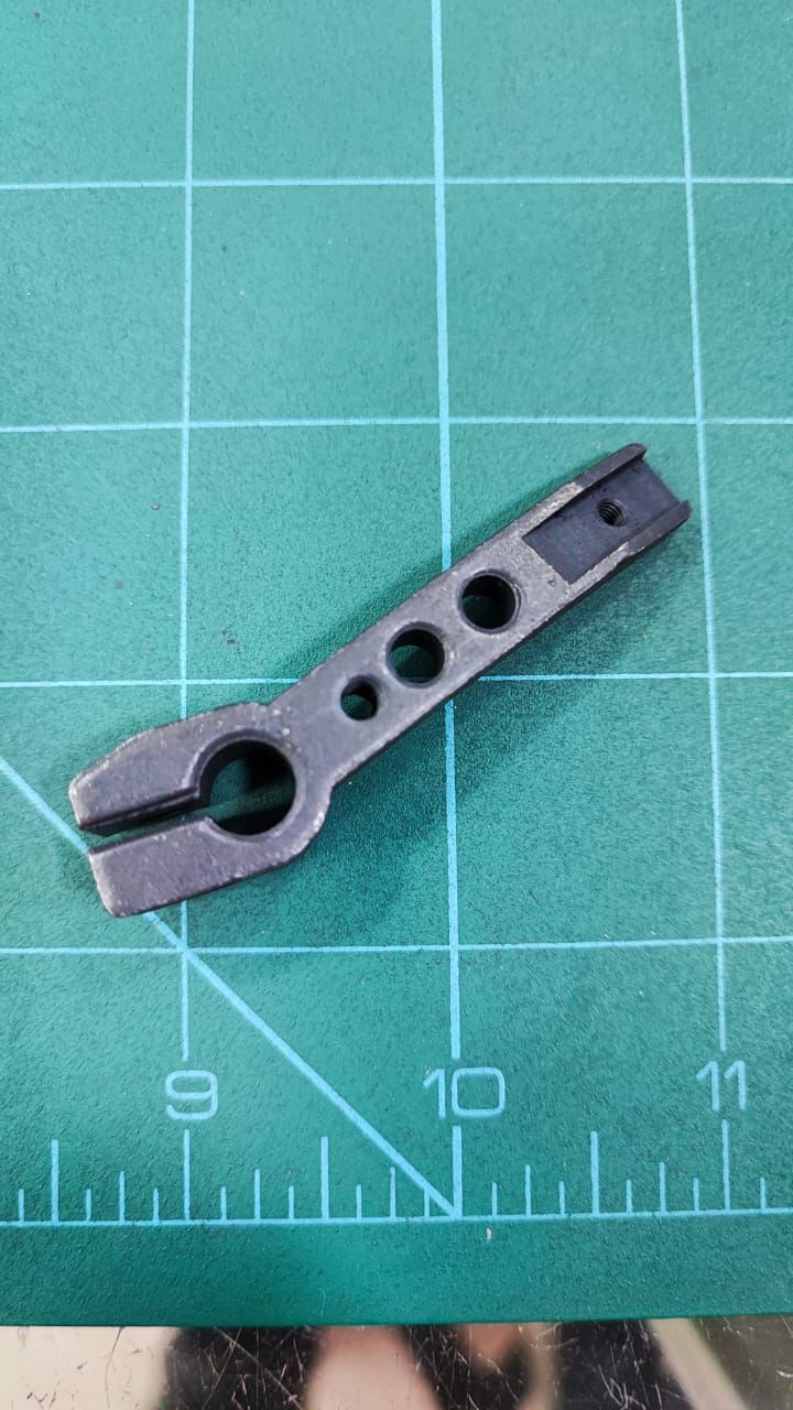 Soporte Guía Hilo 14101-550409 Orduz USA® para máquina de coser industrial de confección.