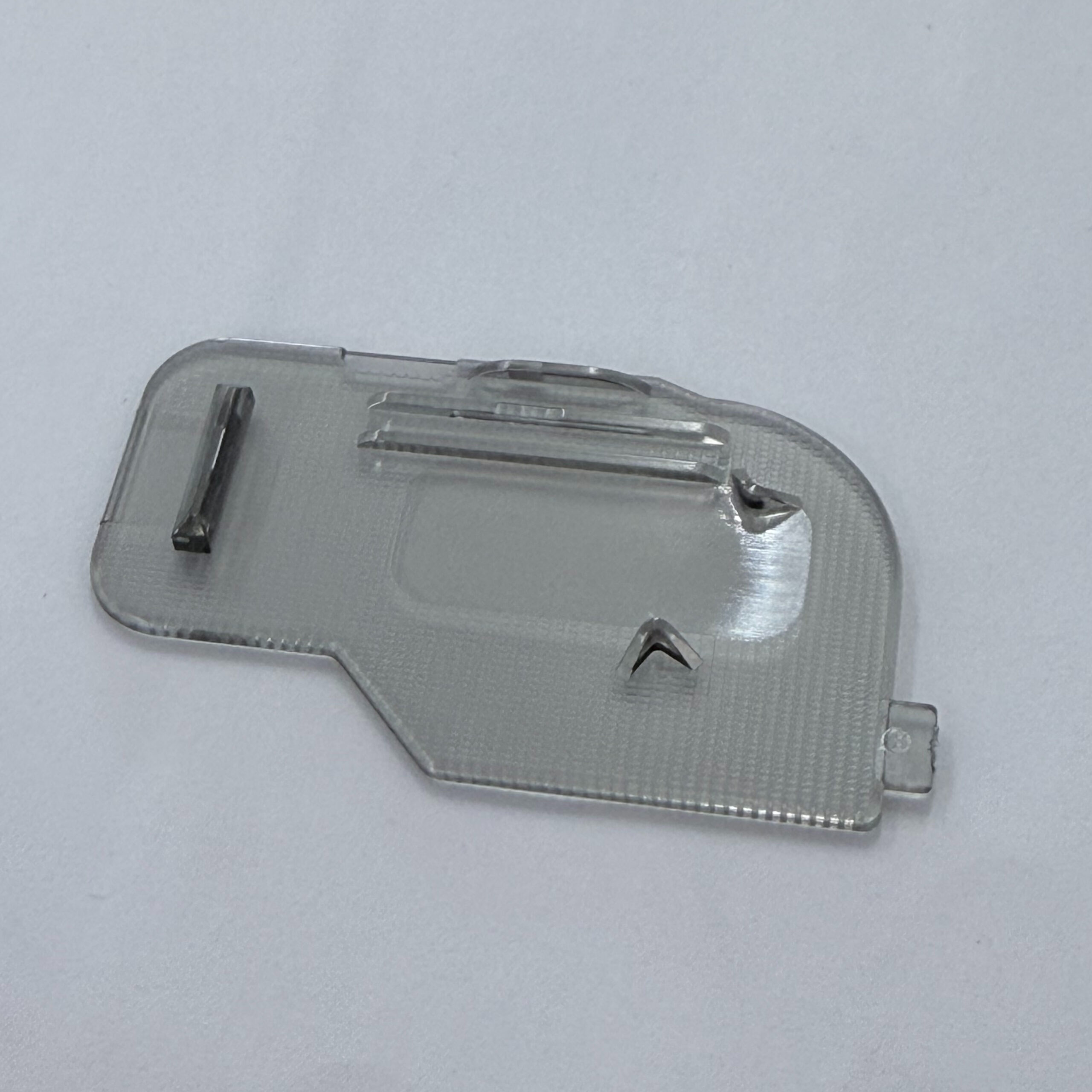 Placa cubierta de bobina Brother XH1054001 XC2369051 para máquina de coser
